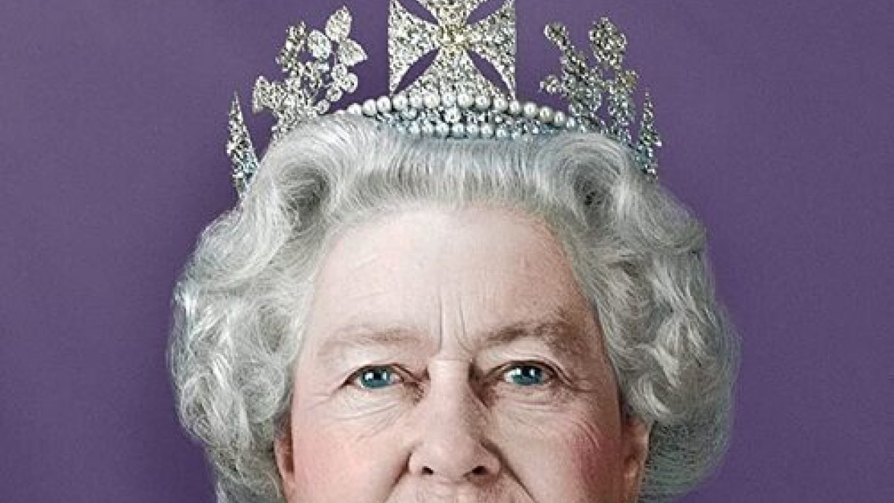 Elizabeth: A Portrait in Part(s) ( 2022 )